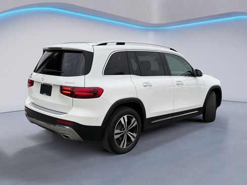 Certified 2025 Mercedes-Benz GLB 250 4MATIC image 4
