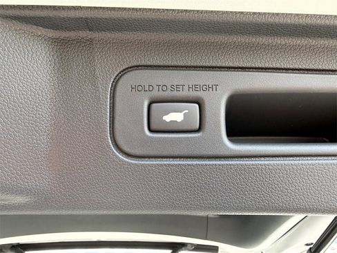 New 2025 Honda Pilot EX-L image 11