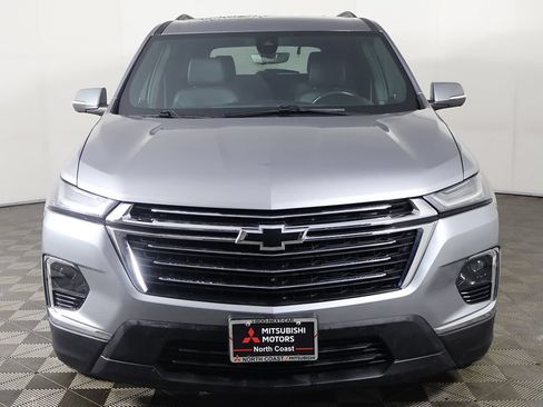 Used 2023 Chevrolet Traverse LT w/ LT Premium Package AWD/4WD image 15