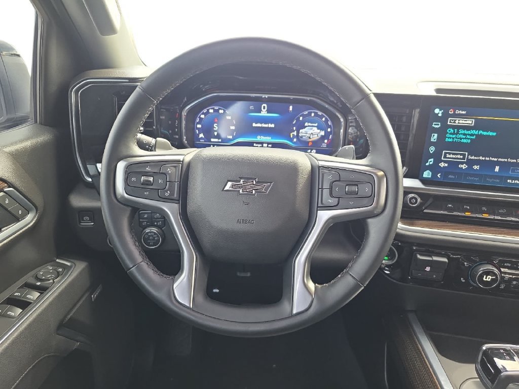 Used 2025 Chevrolet Silverado 1500 RST AWD/4WD image 36