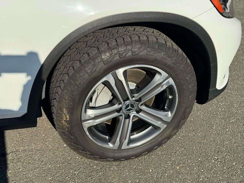 Used 2019 Mercedes-Benz GLC 300 GLC 300 image 9