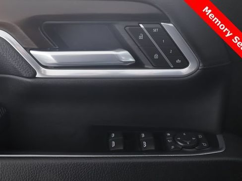 Used 2026 GMC Sierra 2500 Denali w/ Technology Package AWD/4WD image 19
