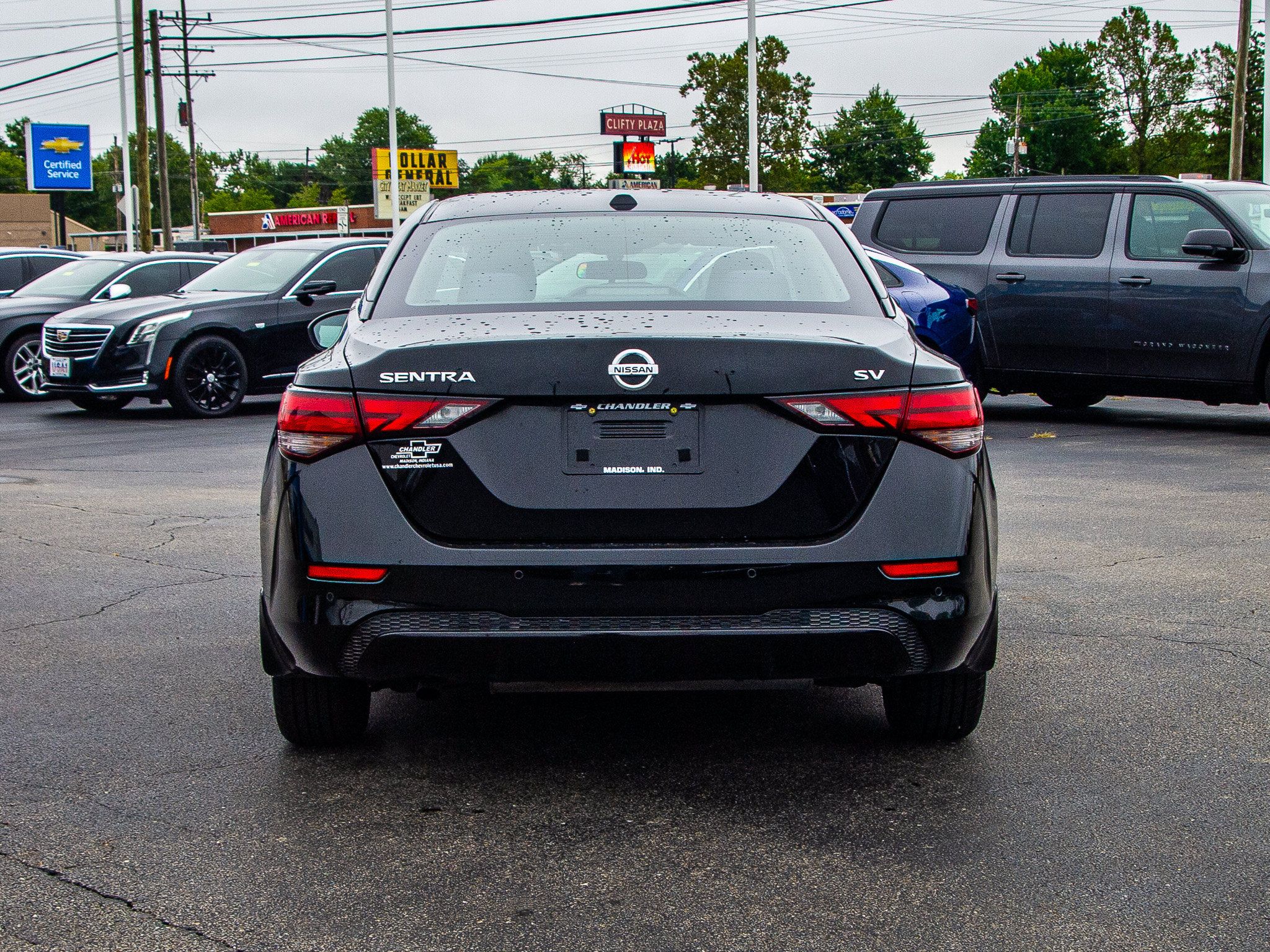 Used 2022 Nissan Sentra SV w/ All-Weather Package FWD image 6