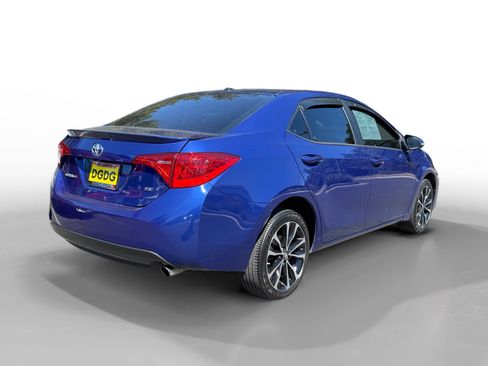 Used 2018 Toyota Corolla SE FWD image 5