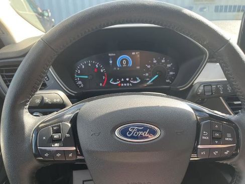 Certified 2021 Ford Escape SE w/ Cold Weather Package image 9