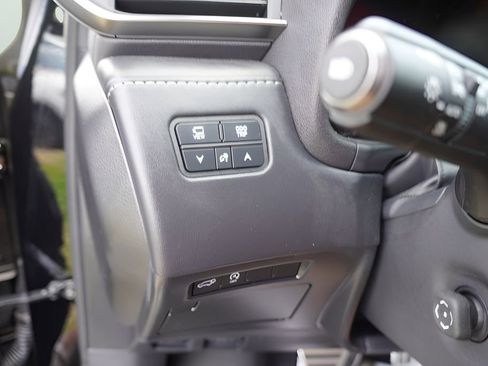 Used 2024 Lexus LX 600 F Sport image 26