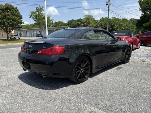 Used 2011 INFINITI G37 Sport w/ Premium Pkg image 5