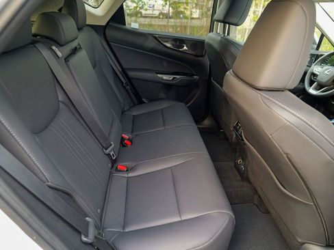 Used 2024 Lexus NX 350 AWD image 31