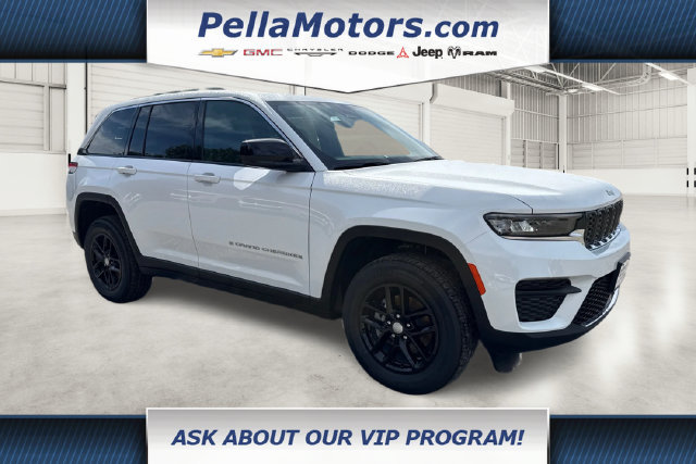 New 2026 Jeep Grand Cherokee Laredo X AWD/4WD image 1