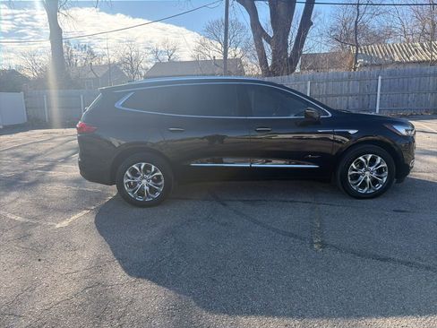 Used 2020 Buick Enclave Avenir w/ Avenir Technology Package image 5