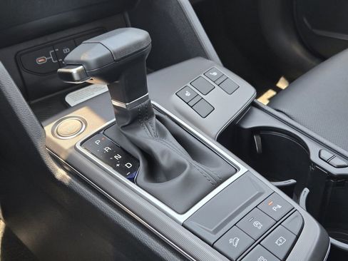 New 2026 Kia Sportage EX FWD image 17