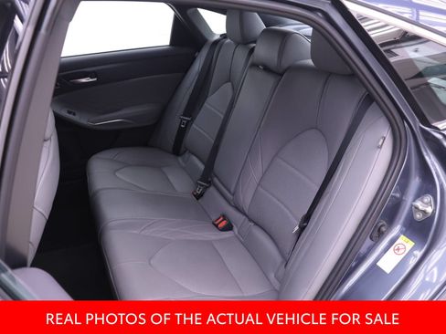 Certified 2019 Toyota Avalon Limited w/ Advanced Safety Package FWD image 10