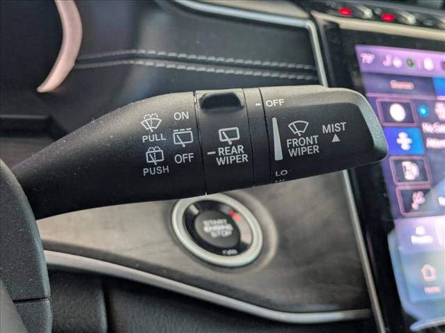 Used 2022 Jeep Grand Cherokee Limited AWD/4WD image 7