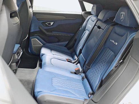 Used 2024 Lamborghini Urus S image 35