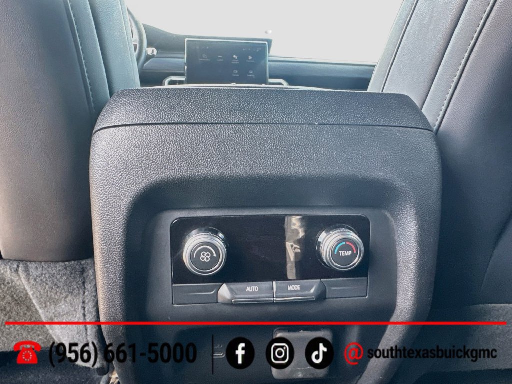 Used 2025 GMC Acadia Elevation w/ Elevation Premium Package FWD image 24