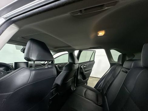 Used 2019 Toyota RAV4 Limited w/ Cold Weather Package FWD image 13