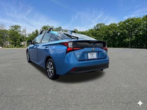 Used 2020 Toyota Prius LE AWD/4WD image 6