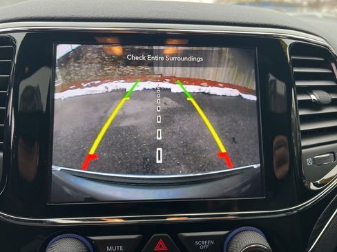 Used 2020 Jeep Grand Cherokee Limited image 20