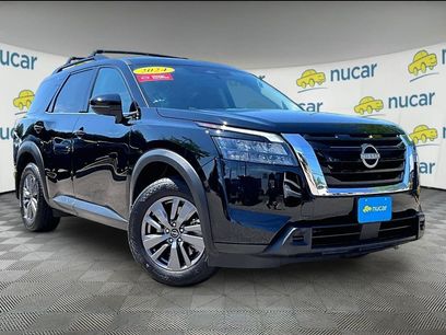 Used 2024 Nissan Pathfinder SV w/ Cargo Package