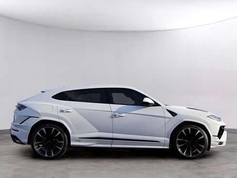 Used 2024 Lamborghini Urus S image 4