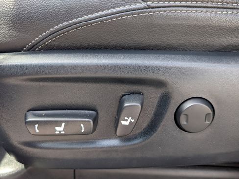 Used 2020 Toyota 4Runner Limited image 21