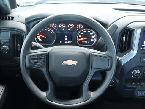 Certified 2025 Chevrolet Silverado 1500 Custom image 11