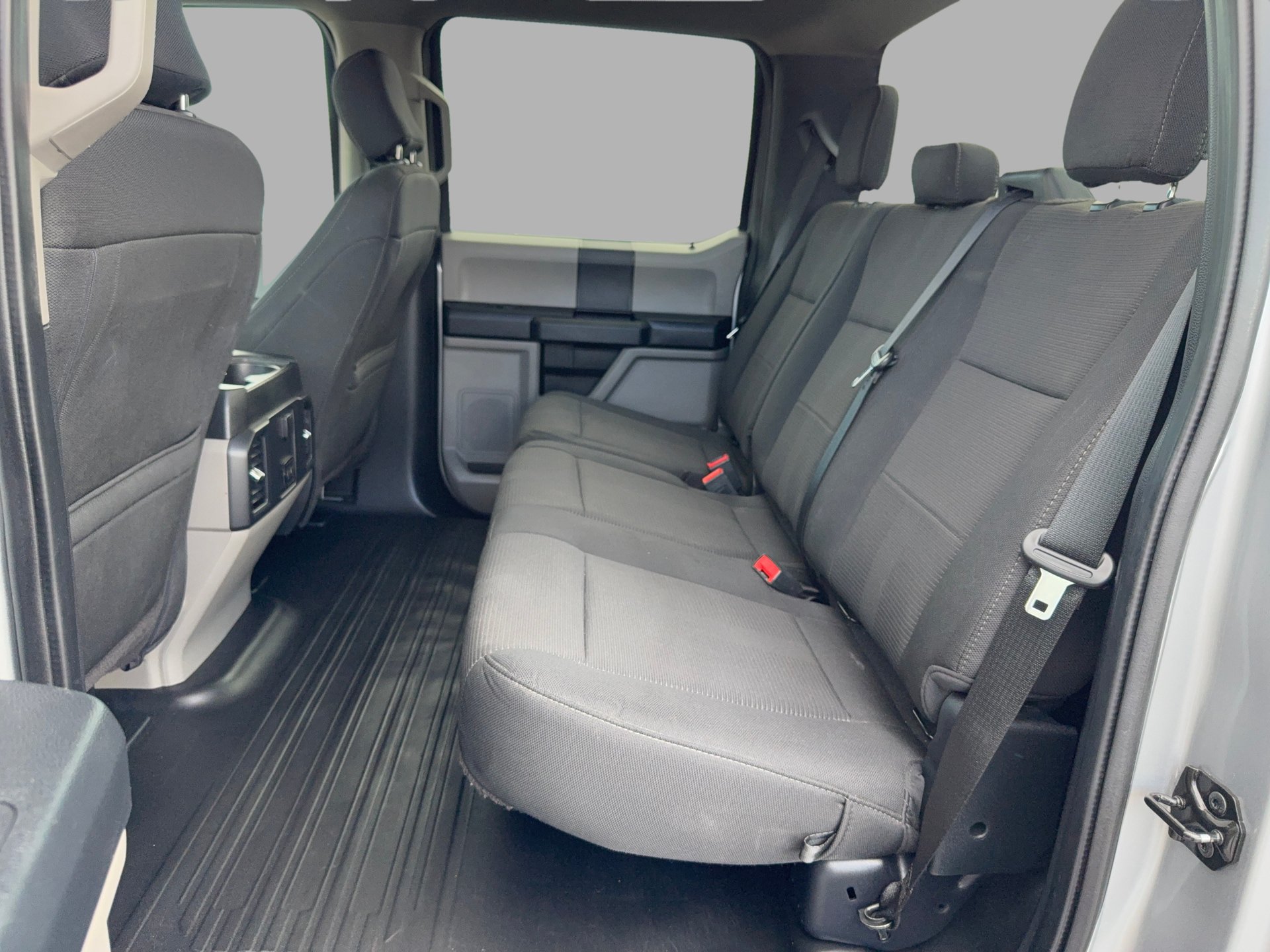 Used 2020 Ford F150 XL w/ Equipment Group 101A Mid RWD image 24