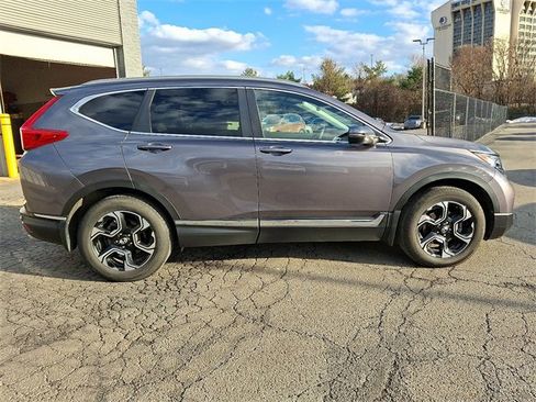 Used 2018 Honda CR-V Touring image 7