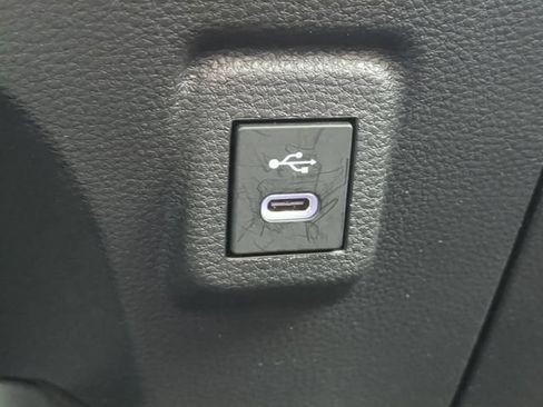 Used 2025 Toyota Corolla SE FWD image 24