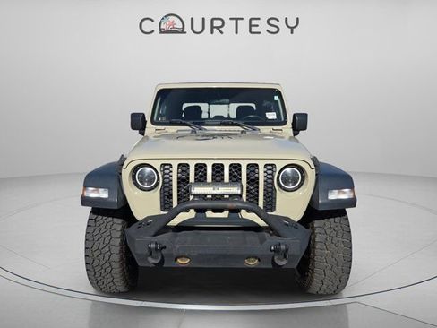 Used 2020 Jeep Gladiator Sport w/ Quick Order Package 24S image 10