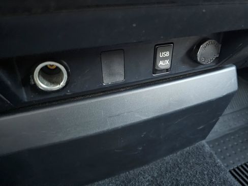 Used 2019 Toyota Tundra SR AWD/4WD image 56