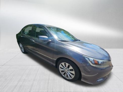 Used 2013 Honda Accord EX image 3