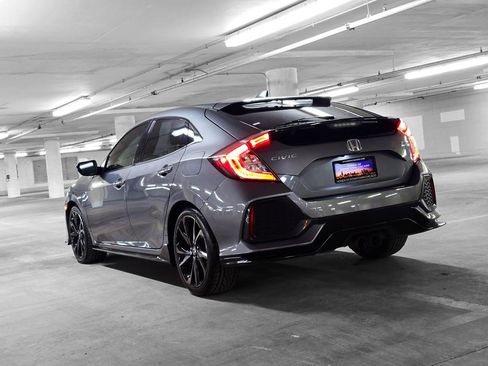 Certified 2018 Honda Civic Sport Touring image 5