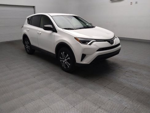 Used 2018 Toyota RAV4 LE w/ All Weather Liner Package FWD image 13