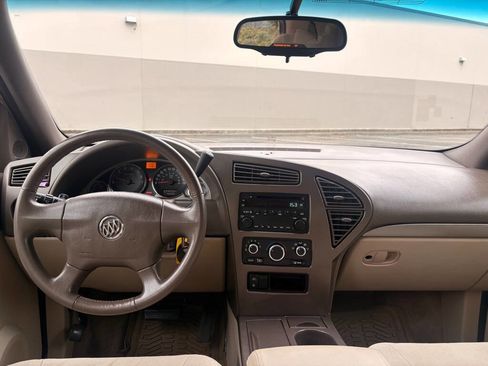 Used 2005 Buick Rendezvous CX image 11