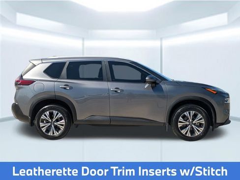 Used 2023 Nissan Rogue SV w/ SV Premium B Package FWD image 8