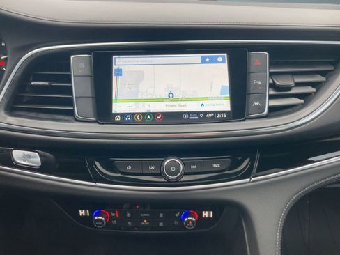 Used 2023 Buick Enclave Avenir image 30