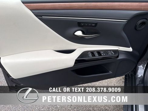 New 2025 Lexus ES 350 w/ Premium Package image 19
