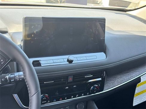 New 2026 Nissan Rogue Platinum w/ Platinum Premium Package image 30