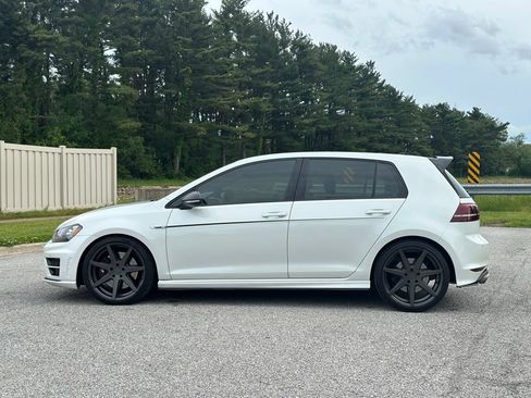 Used 2016 Volkswagen Golf 4-Door AWD/4WD image 4