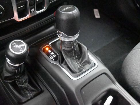 New 2026 Jeep Gladiator Sport image 16