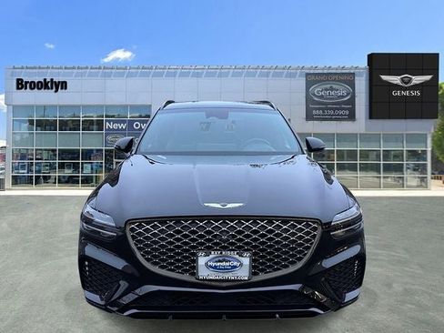 Used 2024 Genesis GV70 3.5T Sport w/ Sport Prestige Package image 11