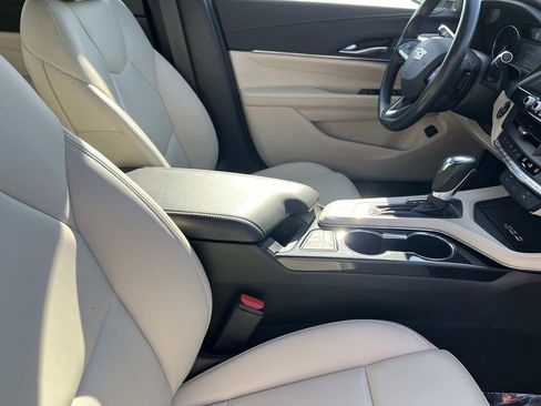 Certified 2023 Cadillac CT4 Luxury w/ Sun And Sound Package image 21