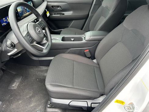 New 2026 Nissan Kicks S image 9