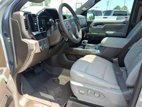 New 2026 Chevrolet Silverado 1500 RST w/ Safety Package AWD/4WD image 9