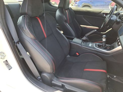 Used 2023 Subaru BRZ Limited RWD image 10