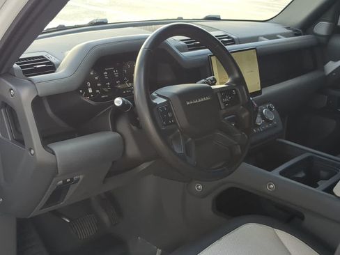 Certified 2023 Land Rover Defender 130 X-Dynamic SE AWD/4WD image 10