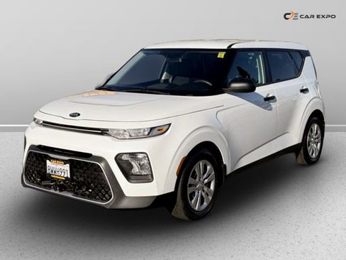 Used 2021 Kia Soul LX image 1