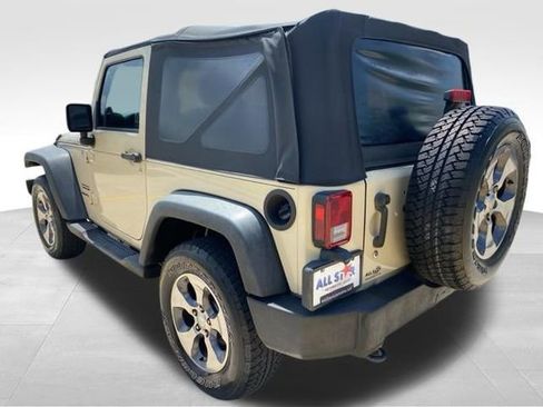 Used 2011 Jeep Wrangler Sport AWD/4WD image 10