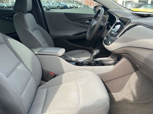 Used 2022 Chevrolet Malibu LT image 14